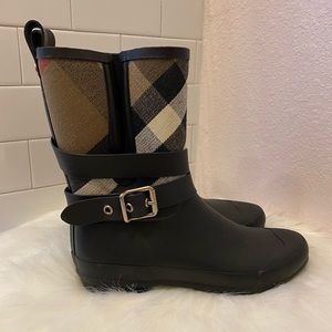 Burberry Holloway Rain Boots